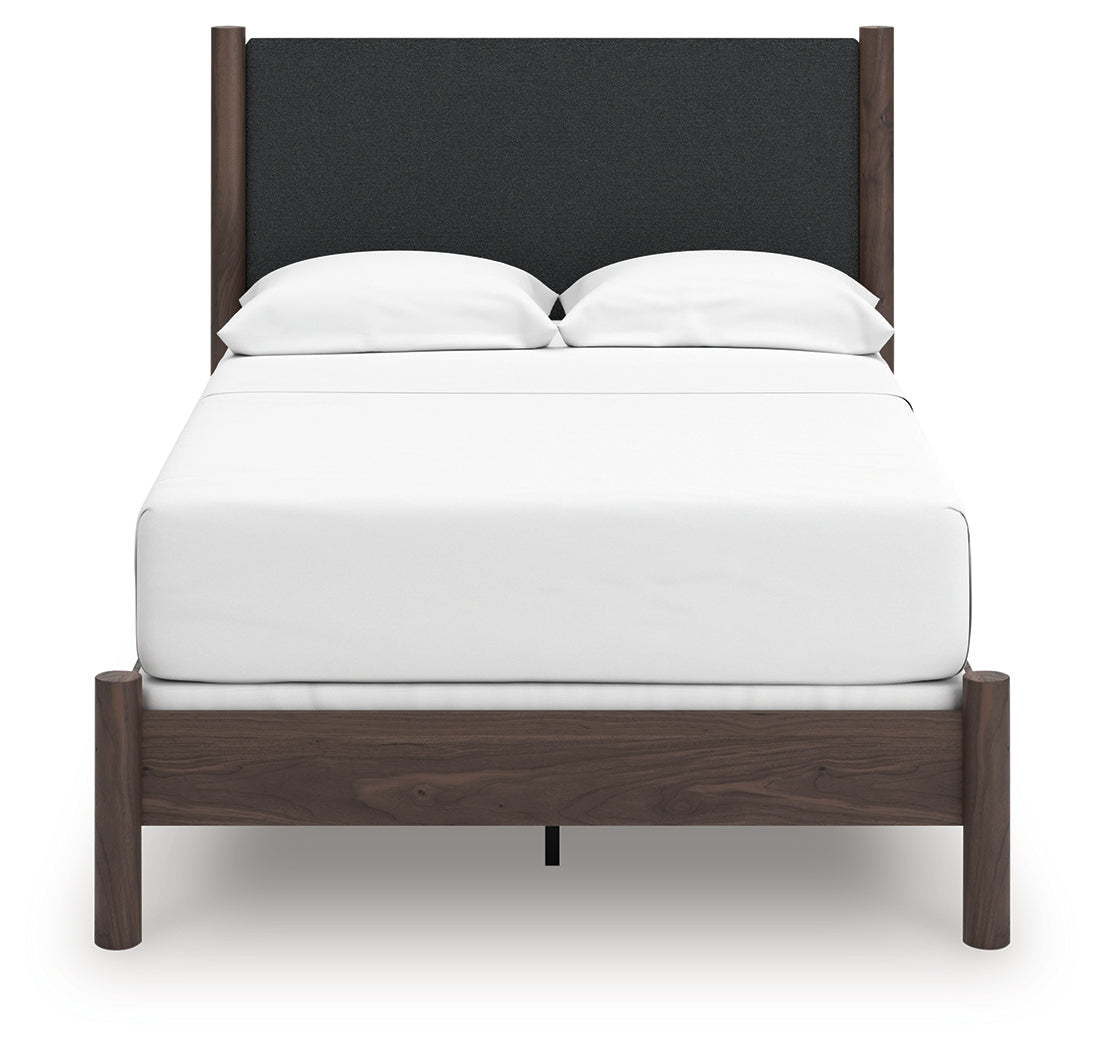 Pamytta Bedroom - Tampa Furniture Outlet