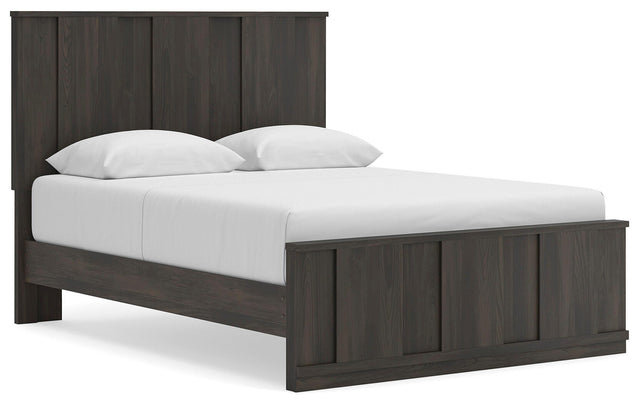 Tampa Furniture Outlet - Ashley Furniture - Shaehartin Bedroom - Queen Panel Platform Bed - PCB3167B4