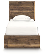 Chirason Bedroom