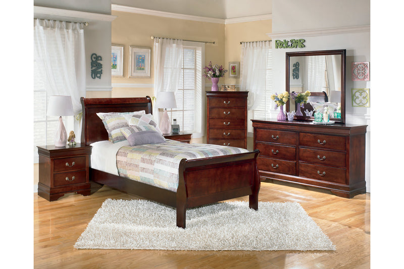 Alisdair Bedroom - Tampa Furniture Outlet
