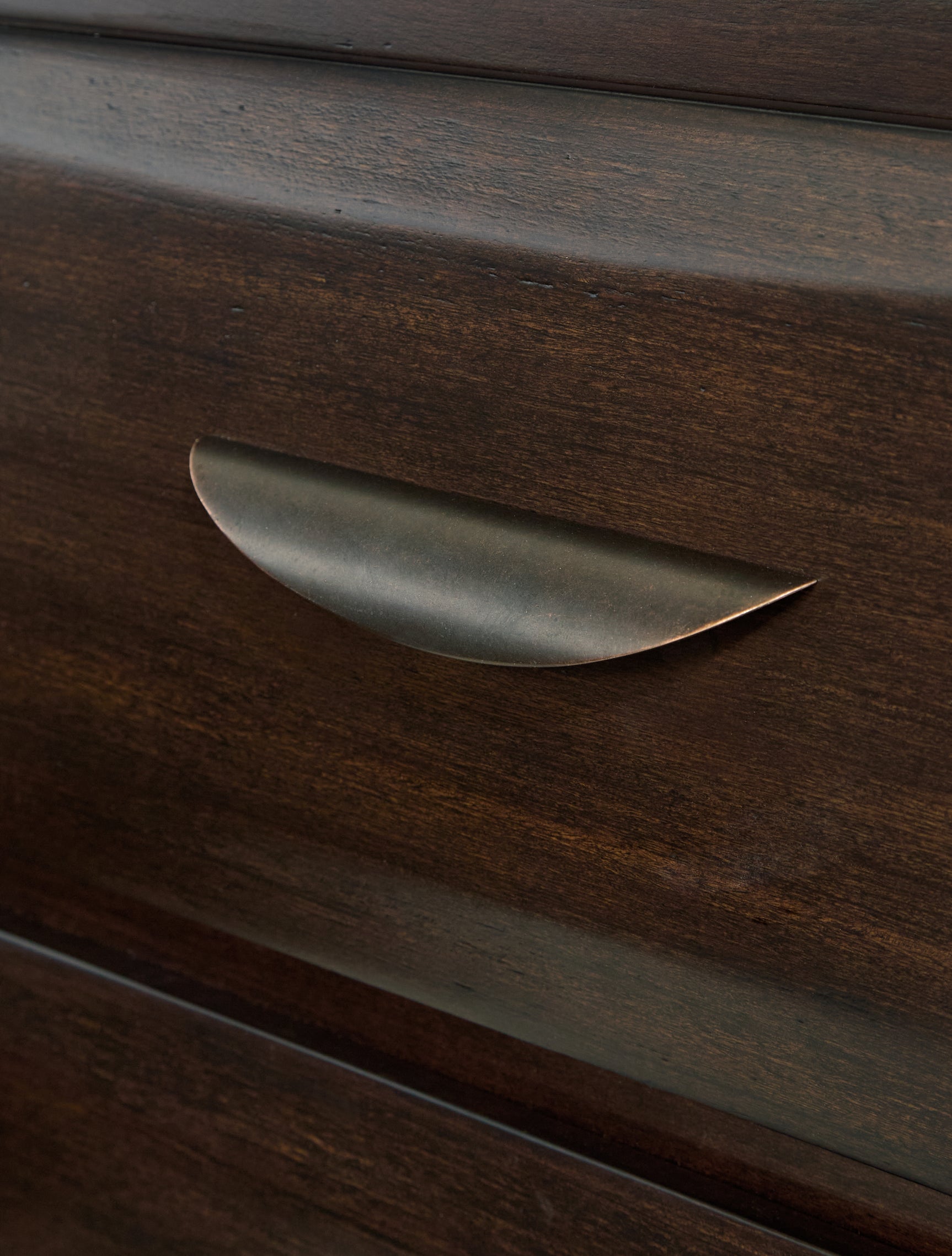 Vanmore Bedroom - Tampa Furniture Outlet