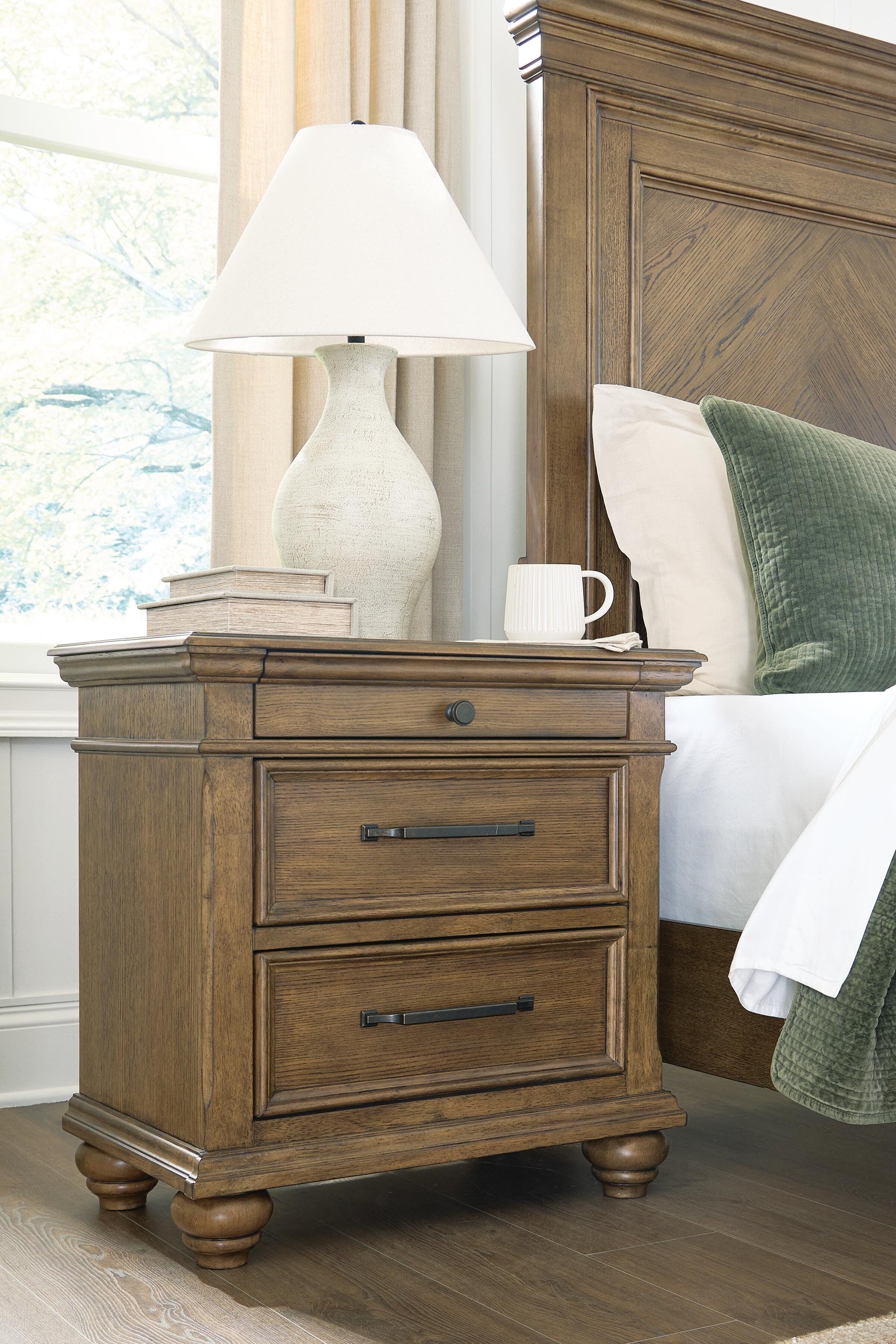 Tampa Furniture Outlet - Ashley Furniture - Karallin Bedroom - Three Drawer Night Stand / Medium Brown - PCB782-93