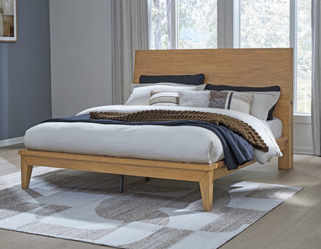 Tampa Furniture Outlet - Ashley Furniture - Sherbana Bedroom - Queen Panel Bed / Light Brown - B833B2