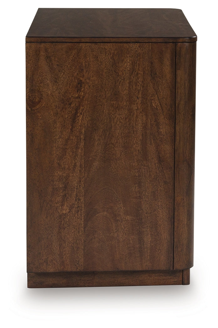 Dilenno Bedroom - Tampa Furniture Outlet