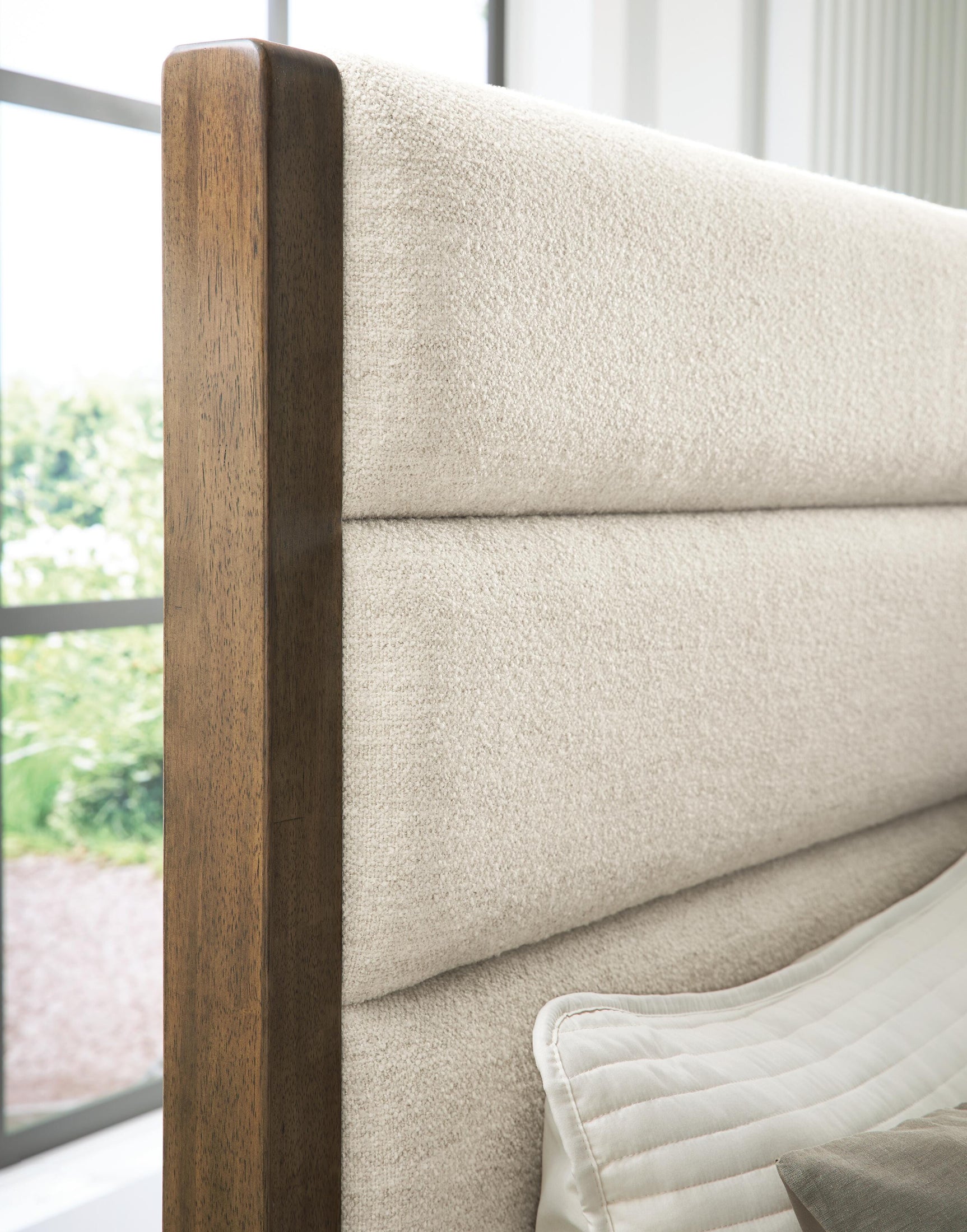 Marxmore Bedroom - Tampa Furniture Outlet
