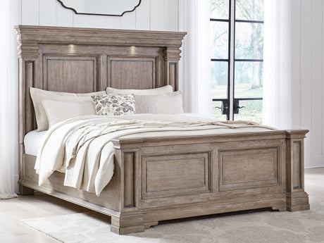 Tampa Furniture Outlet - Ashley Furniture - Blairhurst Bedroom - Queen Panel Bed / Light Grayish Brown - B916B2
