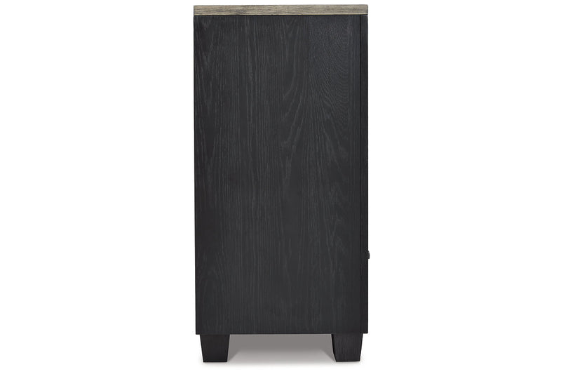 Foyland Dresser - Tampa Furniture Outlet