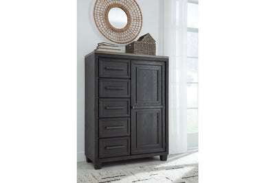 Foyland Chest - Tampa Furniture Outlet