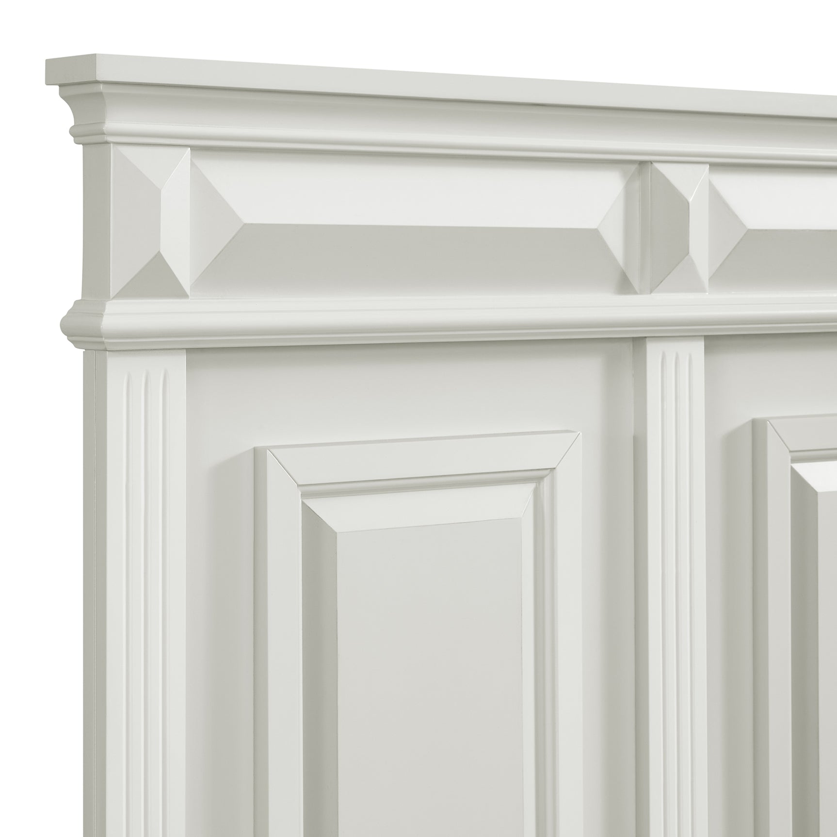 Bridgestone Queen Panel 4PC Bedroom Set in Antique White