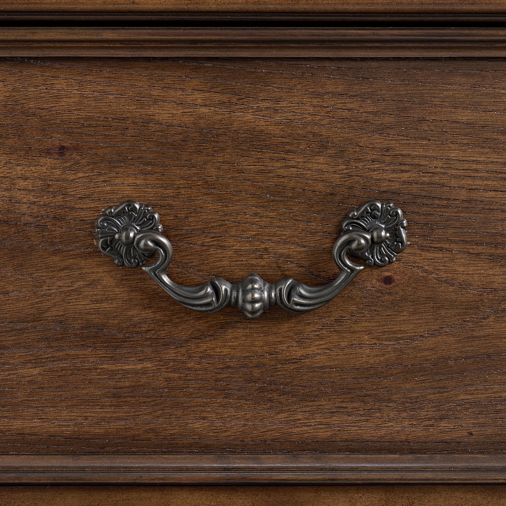 Cadenza Dresser and Mirror Set in Brown