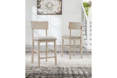 Waylowe Dining Room - Tampa Furniture Outlet