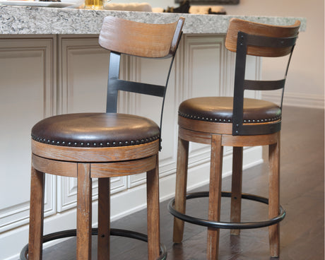 Tampa Furniture Outlet - Ashley Furniture - Pinnadel Dining Room - Counter Height Bar Stool (Set of 2) / Grayish Brown - D542-124X2