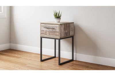 Neilsville Nightstand - Tampa Furniture Outlet