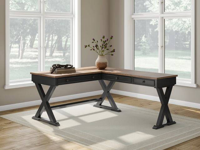 Tampa Furniture Outlet - Ashley Furniture - Wildenauer Office Desk - Home Office Desk / Brown/Black - H664H2