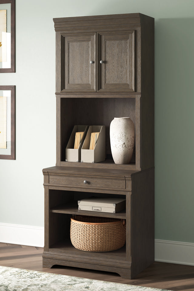 Tampa Furniture Outlet - Ashley Furniture - Janismore Bookcase - Bookcase / Weathered Gray - H776H7