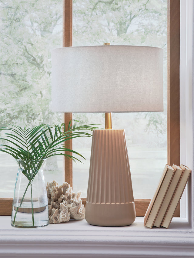Tampa Furniture Outlet - Ashley Furniture - Dellner Lighting - Ceramic Table Lamp (1/CN) - L100854