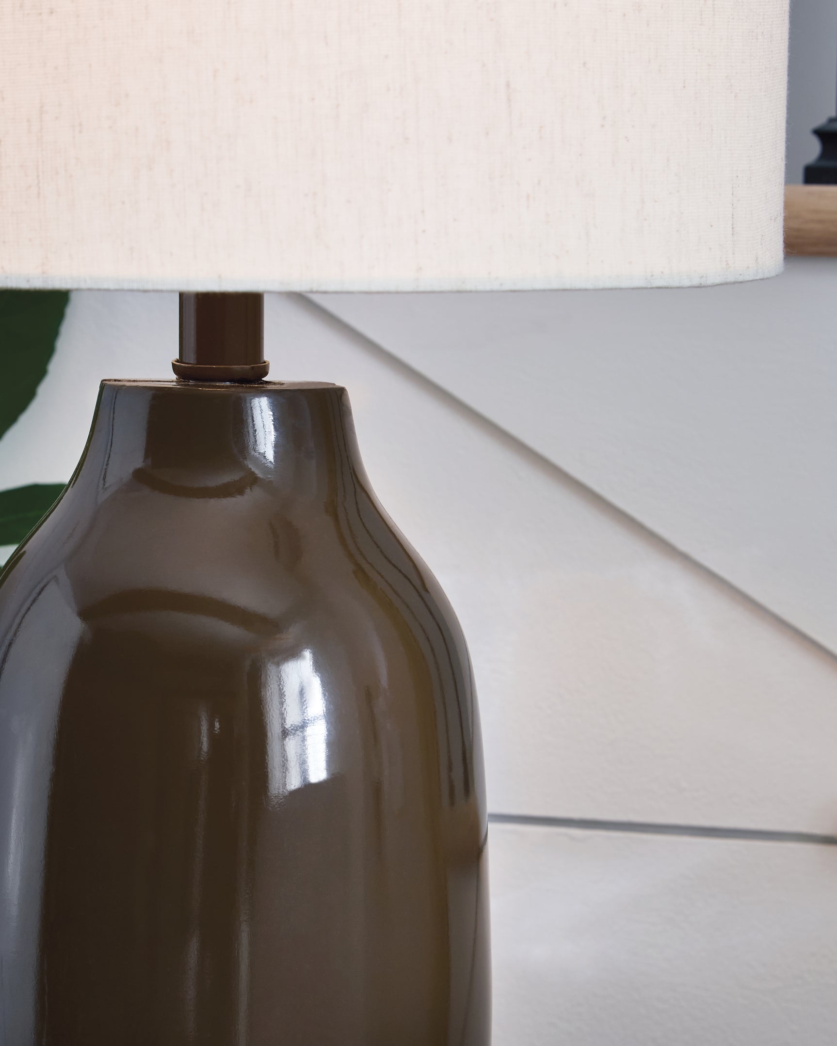 Jyler Lighting - Tampa Furniture Outlet