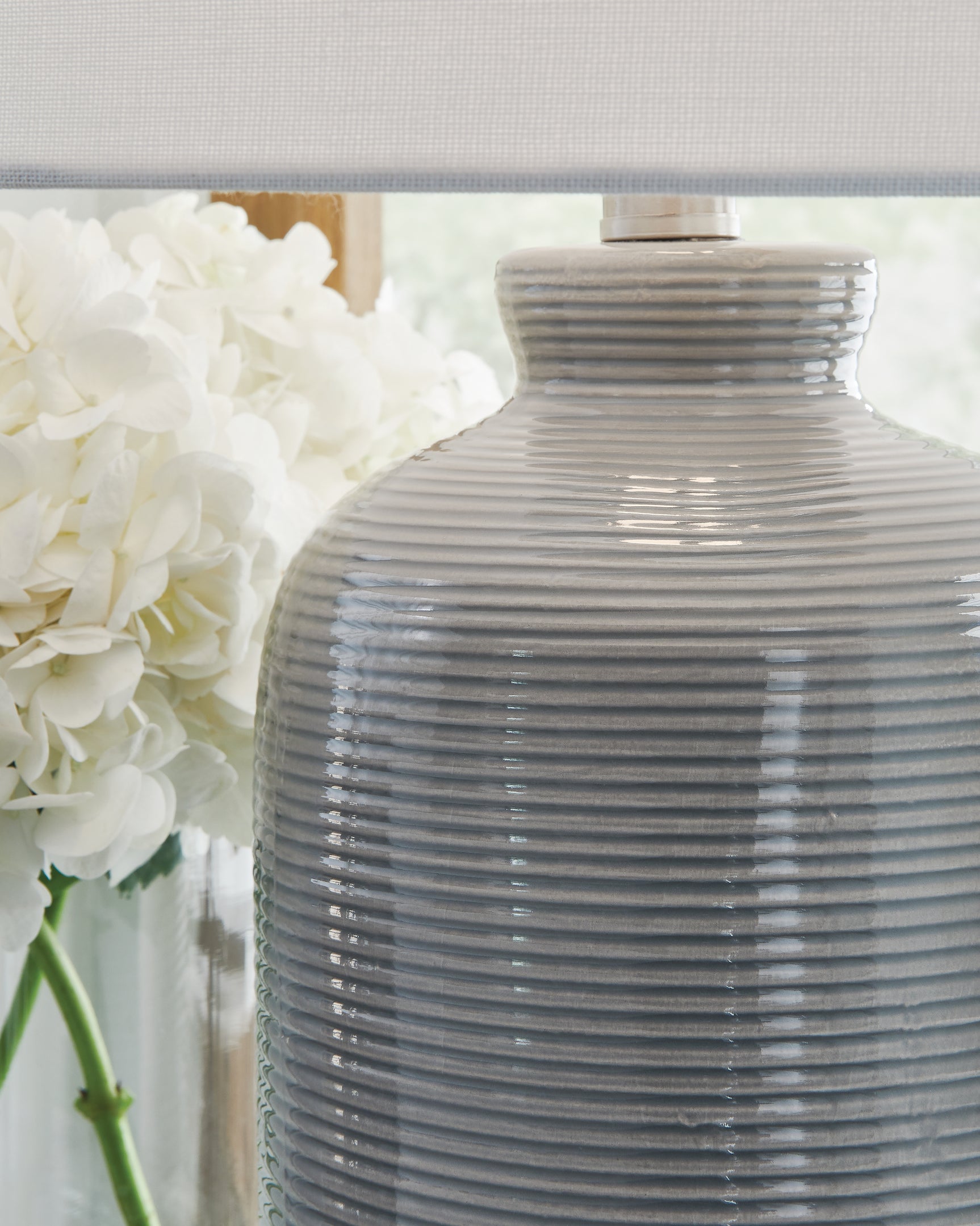 Wimlow Lighting - Tampa Furniture Outlet