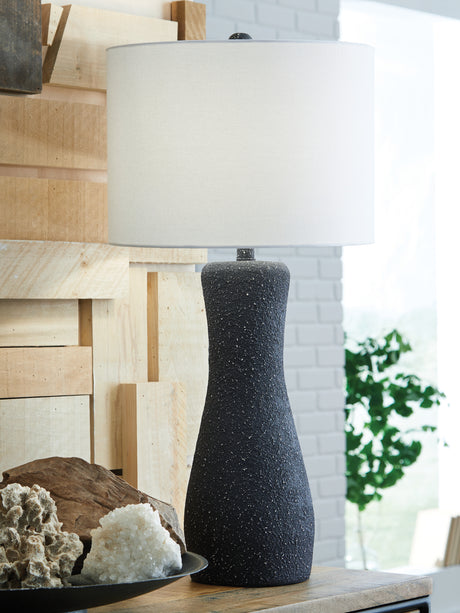 Tampa Furniture Outlet - Ashley Furniture - Maykins Lighting - Metal Table Lamp (1/CN) / Black - L207634