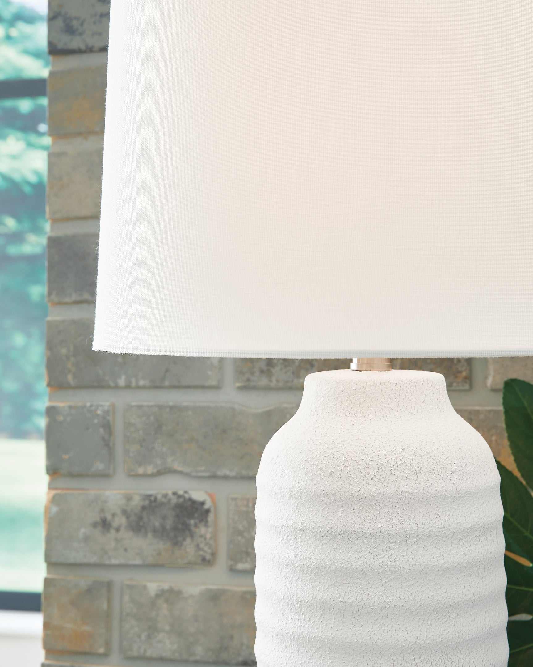 Vauville Lighting - Tampa Furniture Outlet