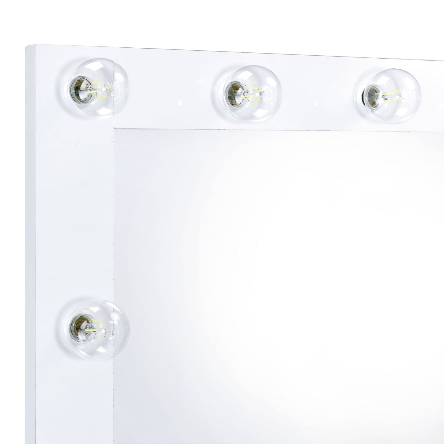 Lindy Floor Mirror - Tampa Furniture Outlet