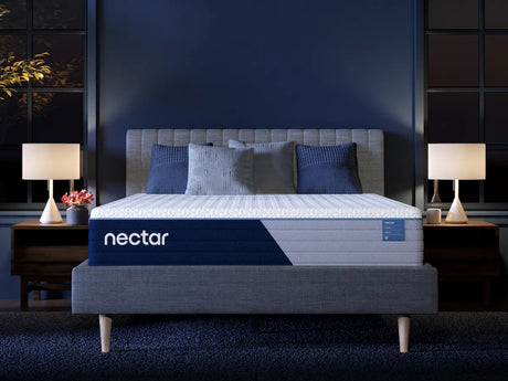 Tampa Furniture Outlet - Ashley Furniture - Nectar Classic Hybrid 5.1 Mattresses - Twin XL / White - M14071