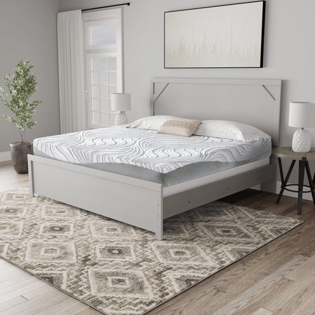 Tampa Furniture Outlet - Ashley Furniture - 12 Inch Memory Foam Mattresses - Queen / White - M59331