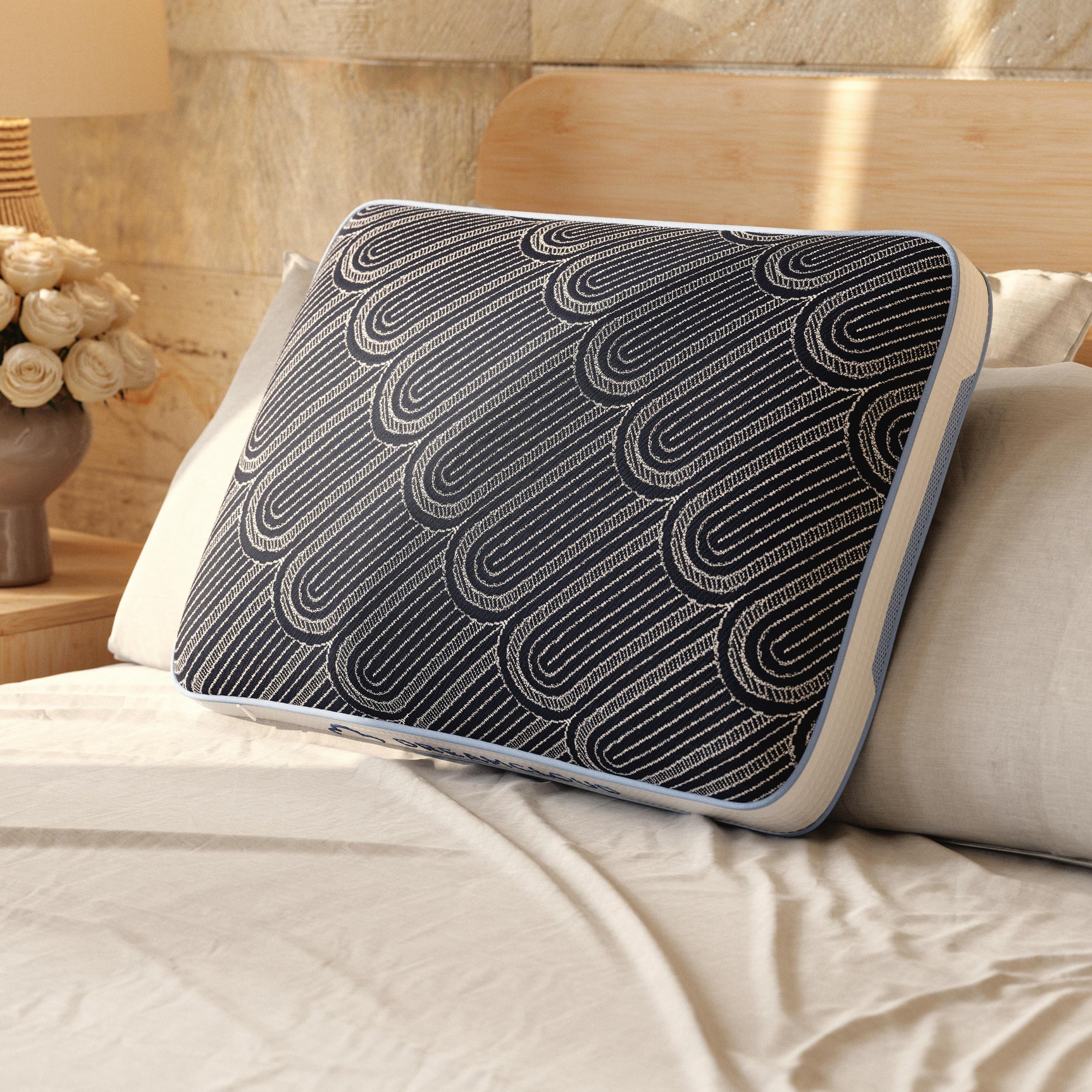 Tampa Furniture Outlet - Ashley Furniture - DreamCloudTM Luxe Pillow (Set of 4) - Pillow (4/CS) - M88906