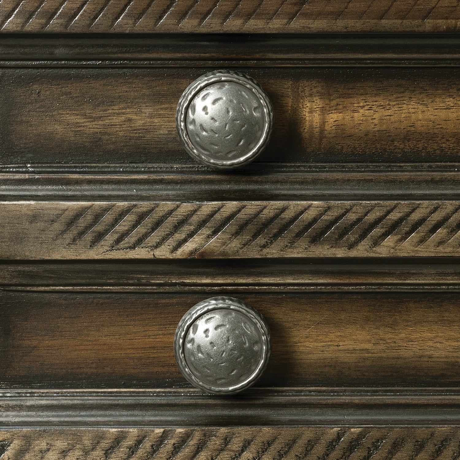 McCoy 5-Drawer Chest in Charcoal - Tampa Furniture Outlet