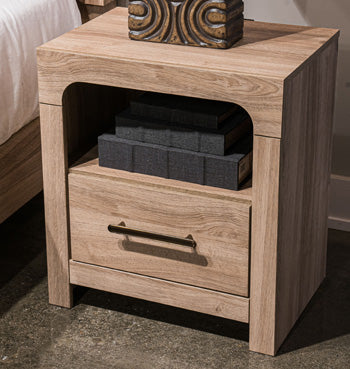 Kinlanni Bedroom - Tampa Furniture Outlet