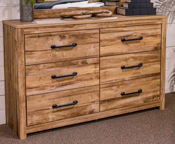 Maystonna Bedroom - Tampa Furniture Outlet