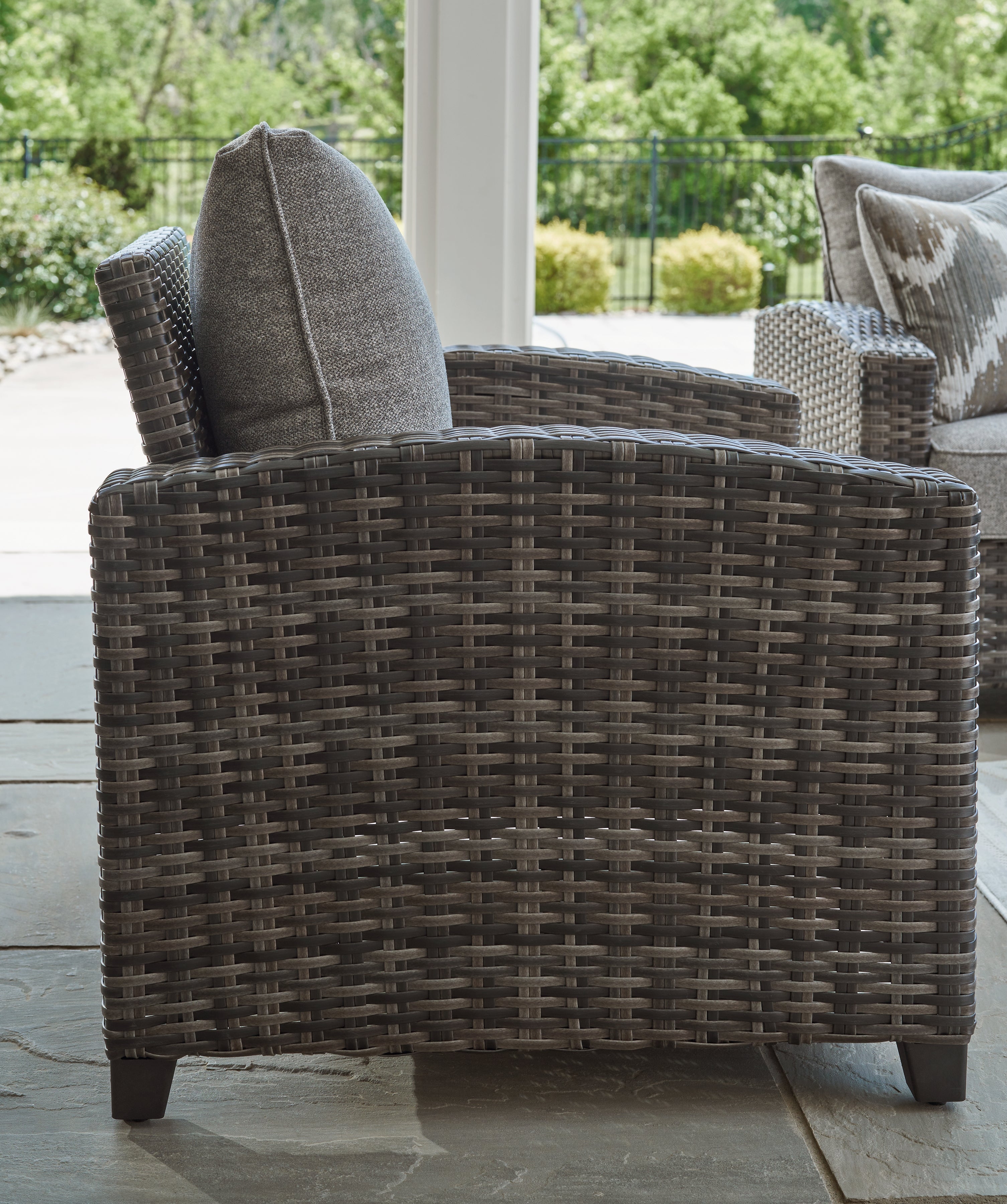 Tampa Furniture Outlet - Ashley Furniture - Oasis Court Outdoor