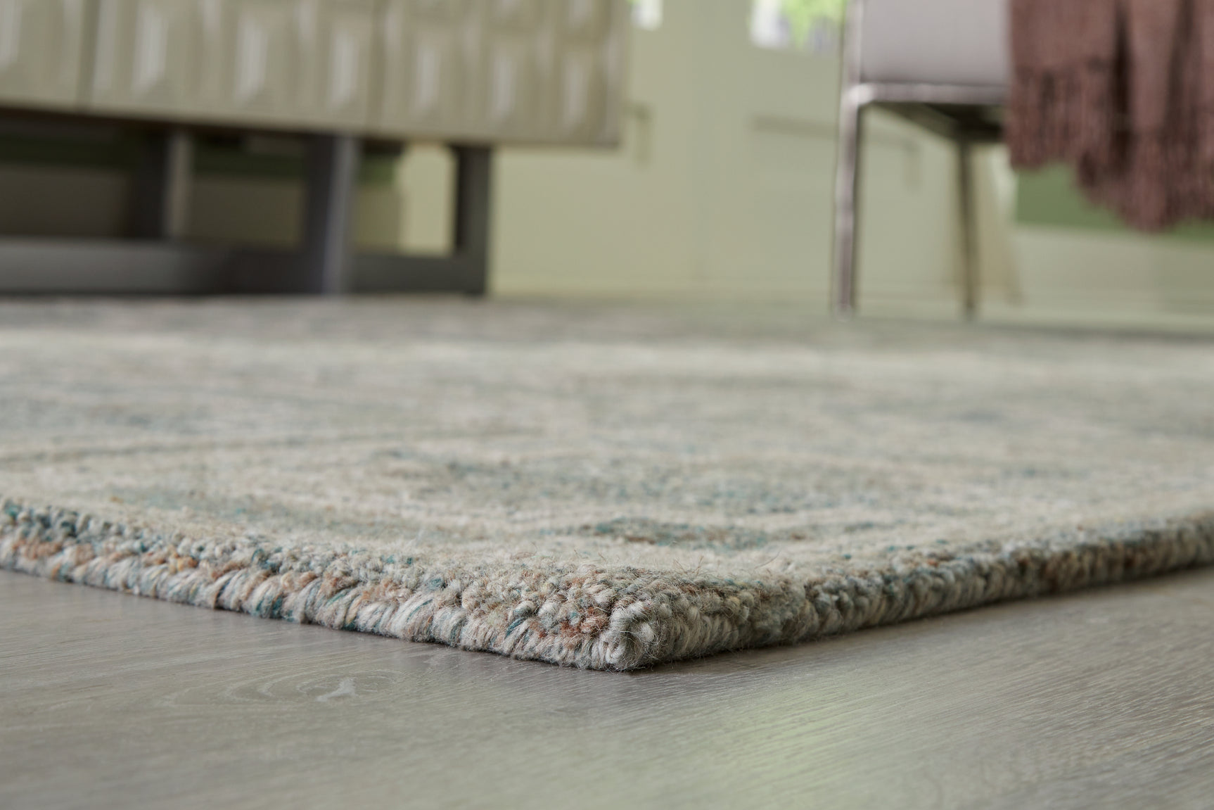 Jossland Rug - Tampa Furniture Outlet