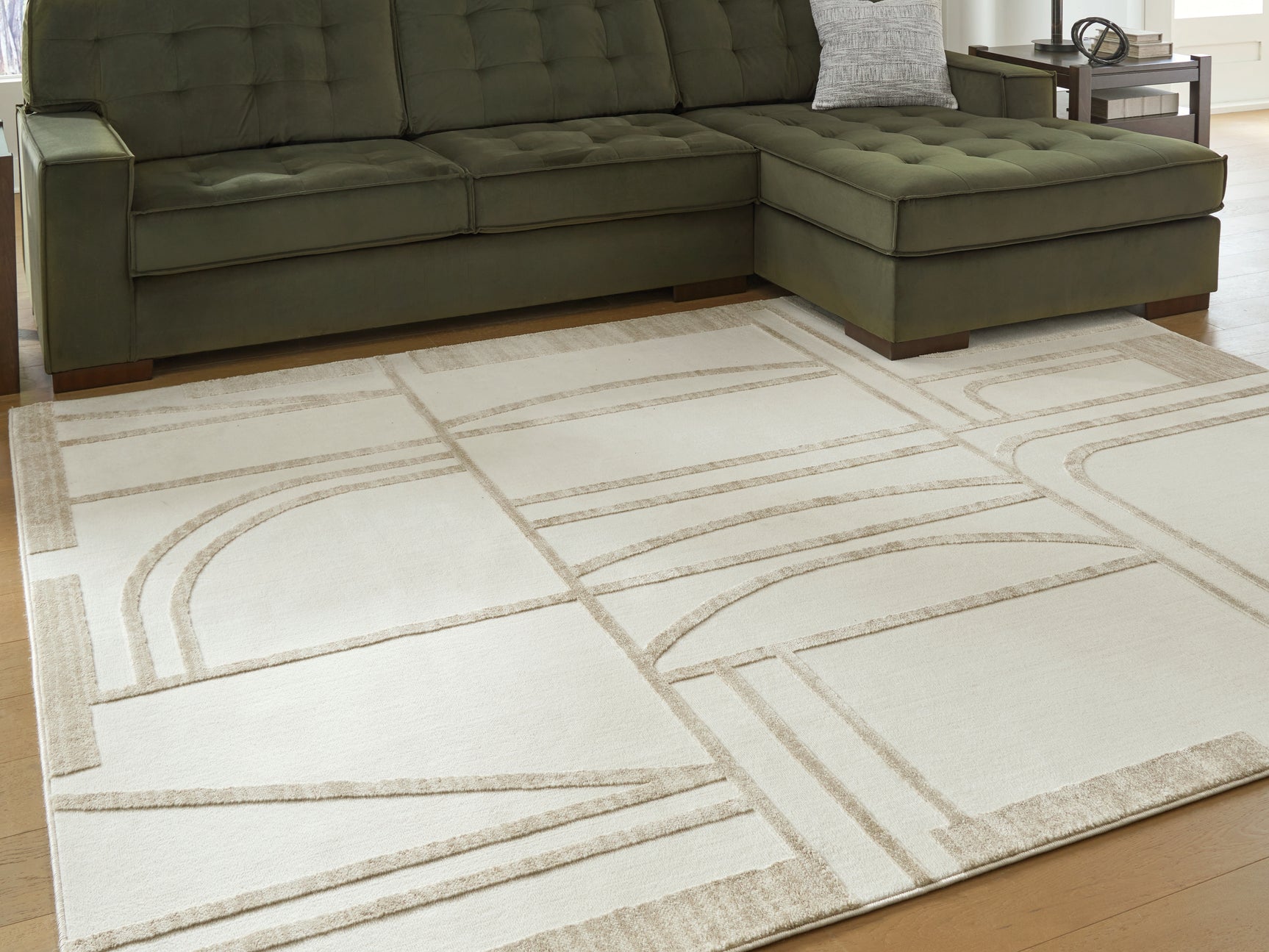Farongrove Rug - Tampa Furniture Outlet