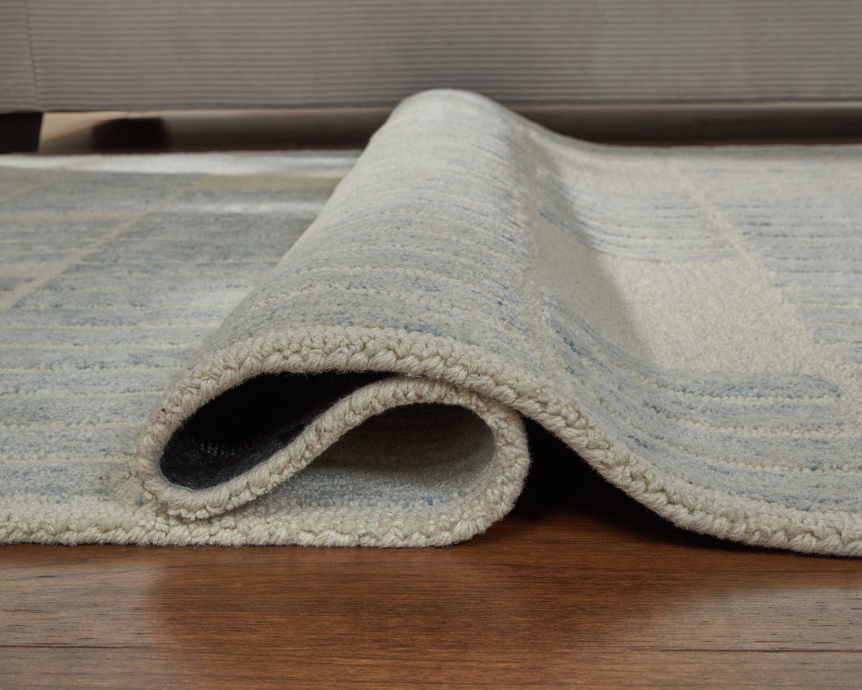 Dylanton Rug - Tampa Furniture Outlet