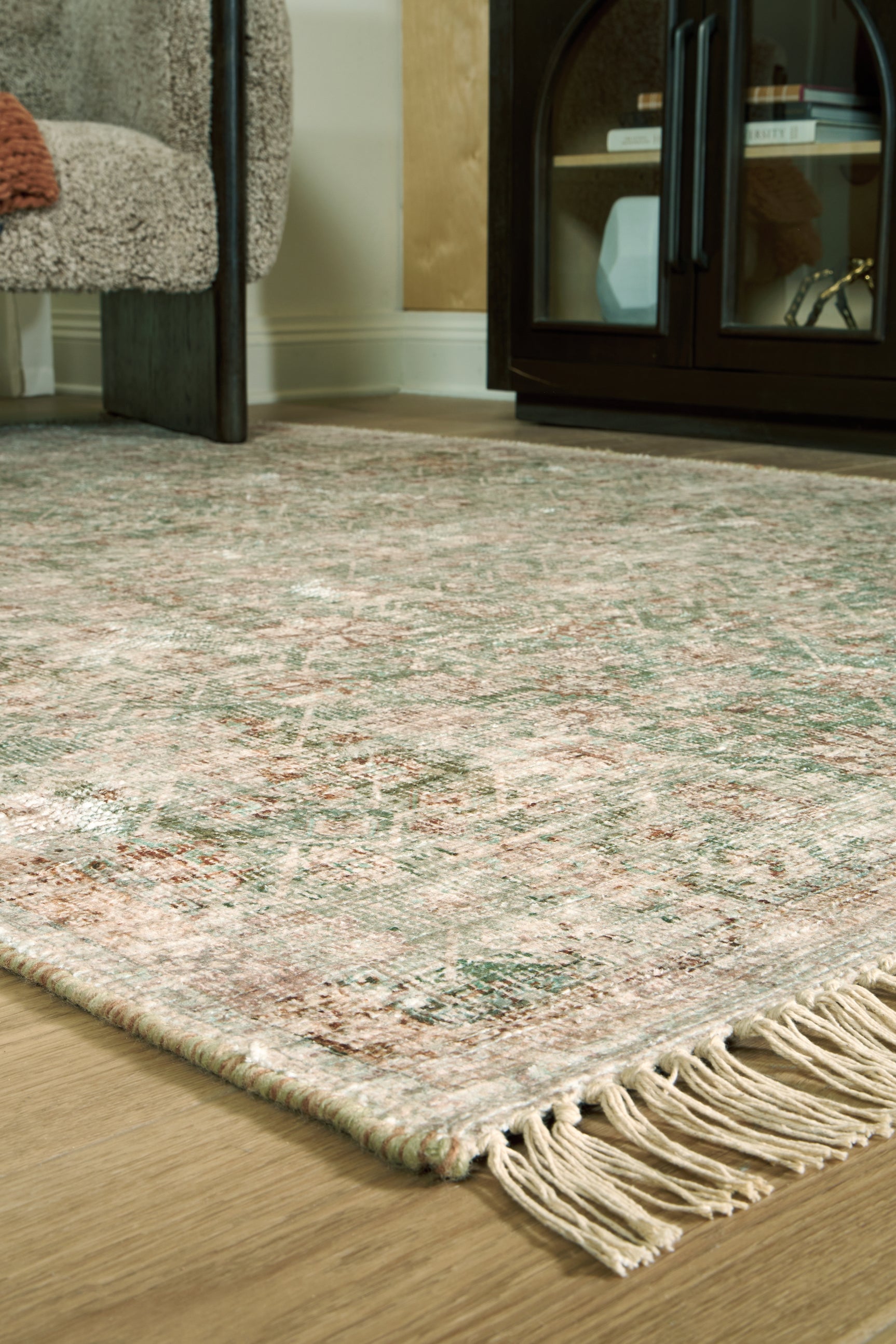 Rossbury Rug - Tampa Furniture Outlet