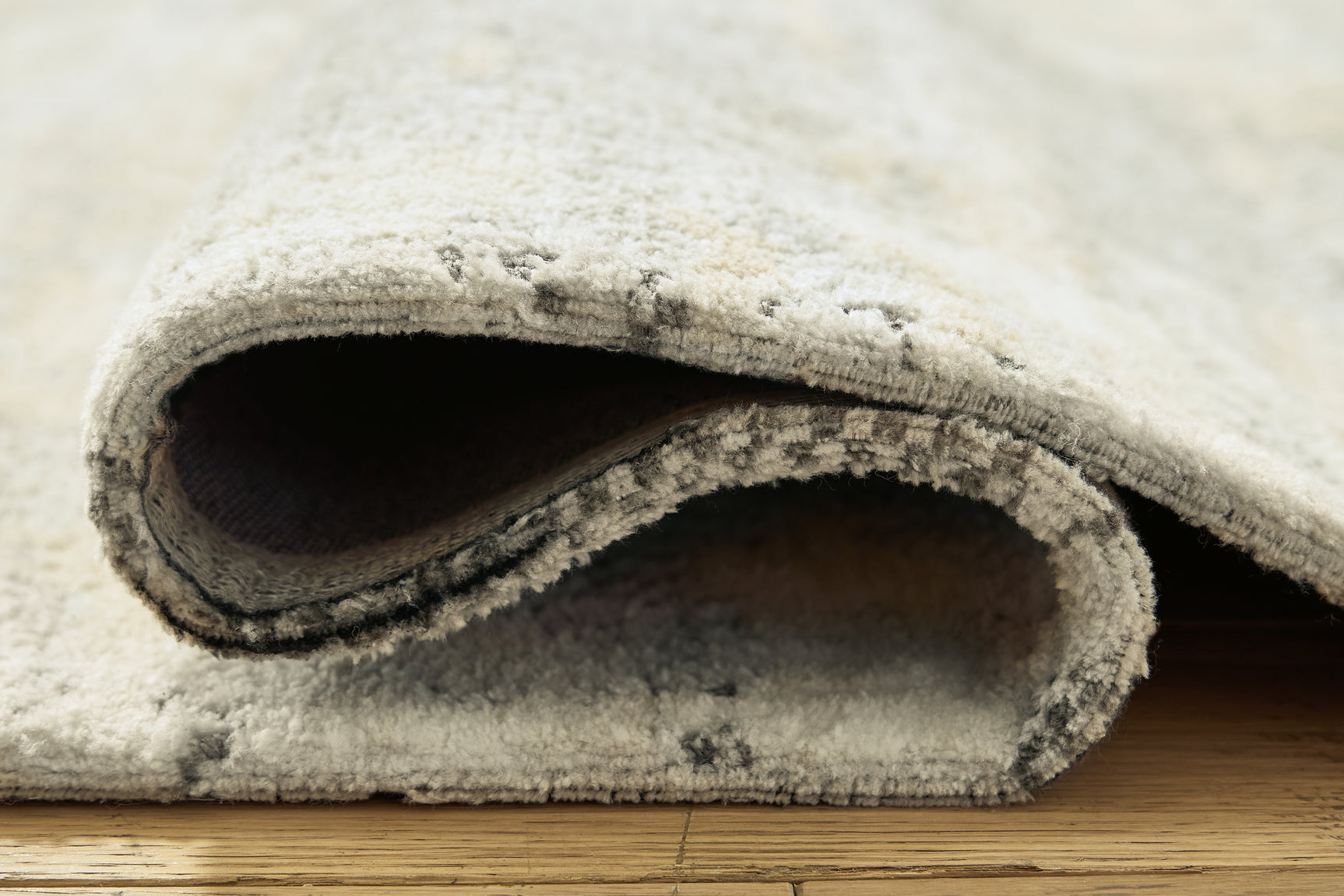 Raif Rug - Tampa Furniture Outlet
