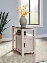 Fendenmore Chairside End Table - Tampa Furniture Outlet