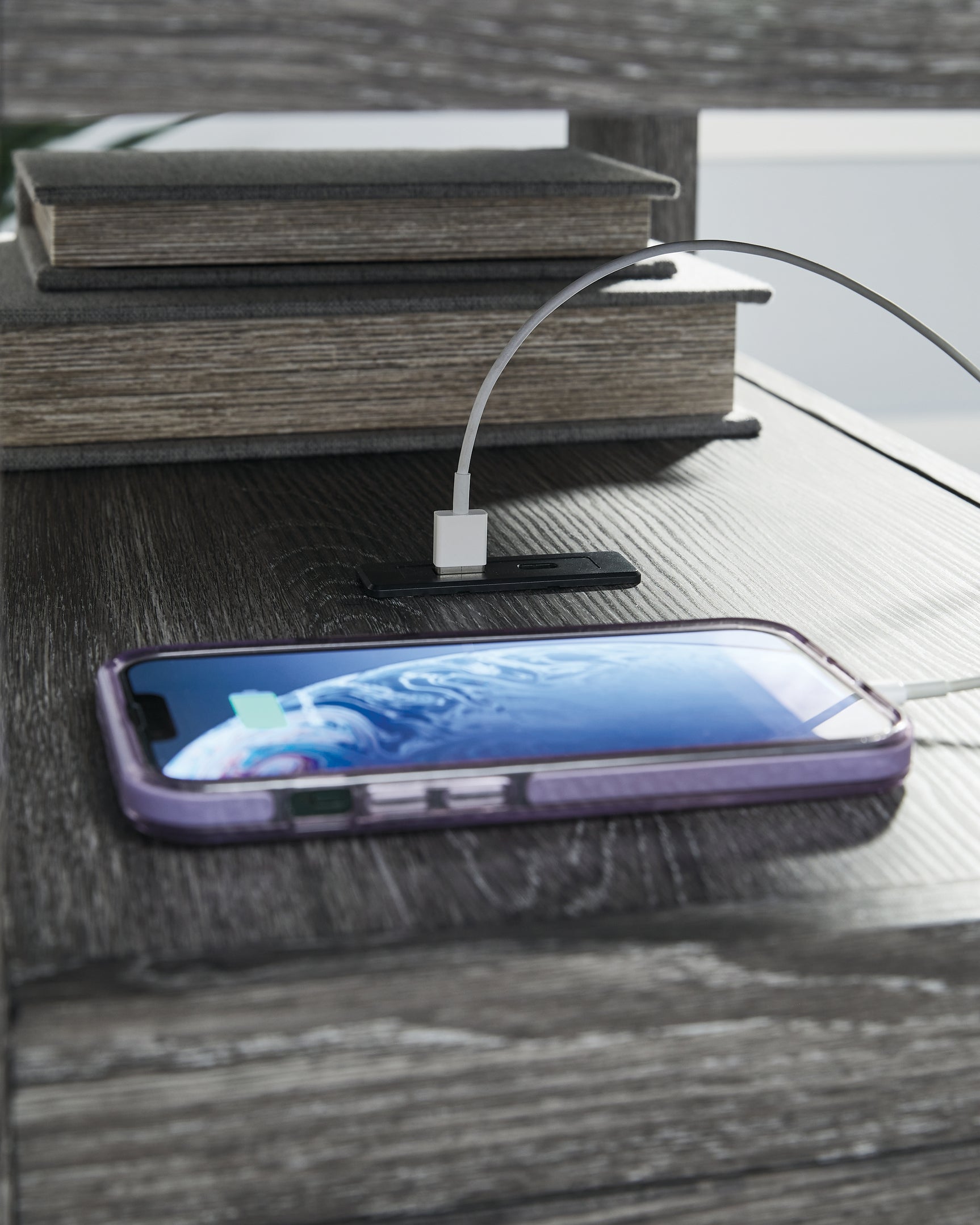 Fendenmore Chairside End Table - Tampa Furniture Outlet