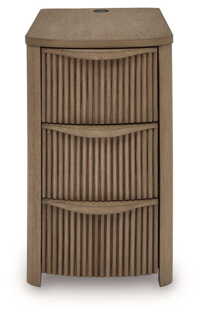 Camdill Chairside End Table - Tampa Furniture Outlet