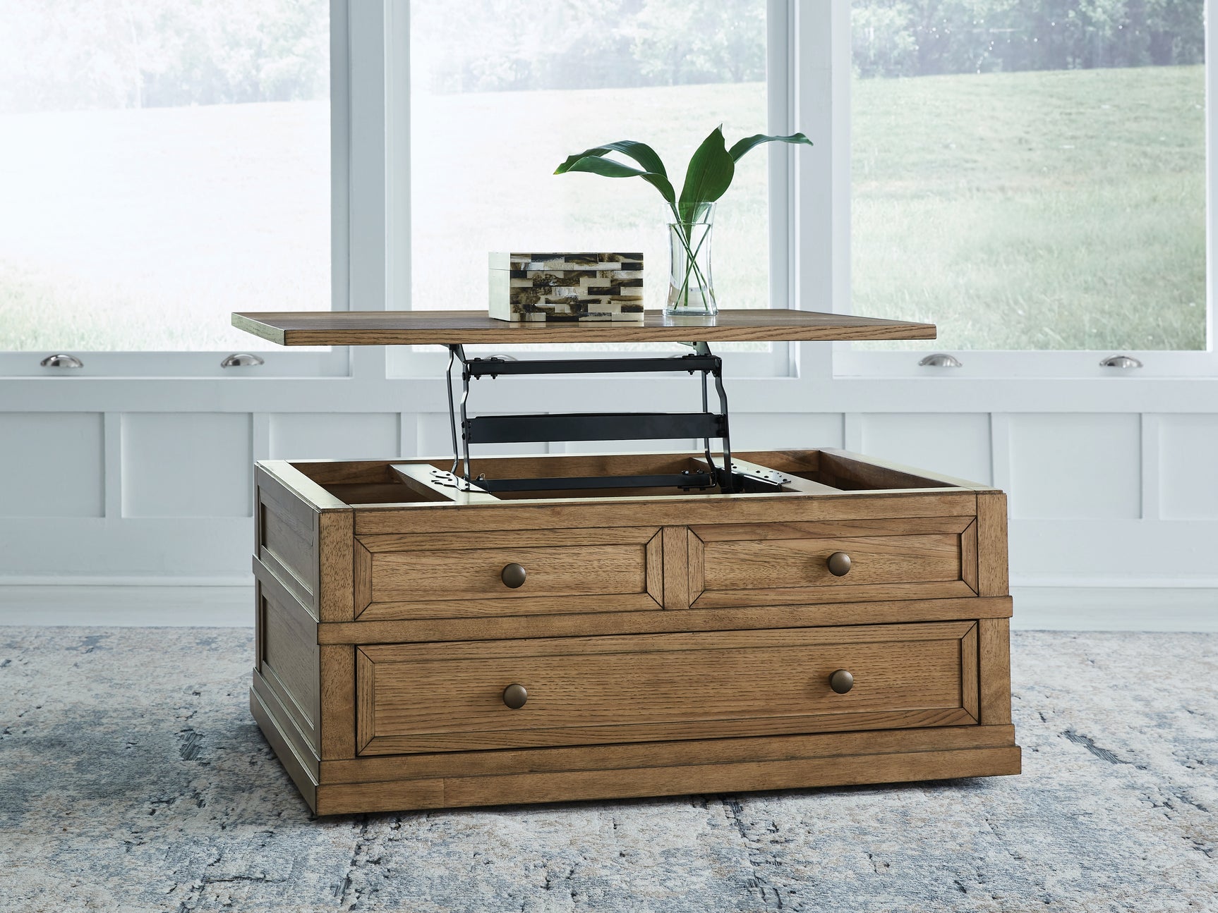 Sharlance Lift-Top Coffee Table - Tampa Furniture Outlet