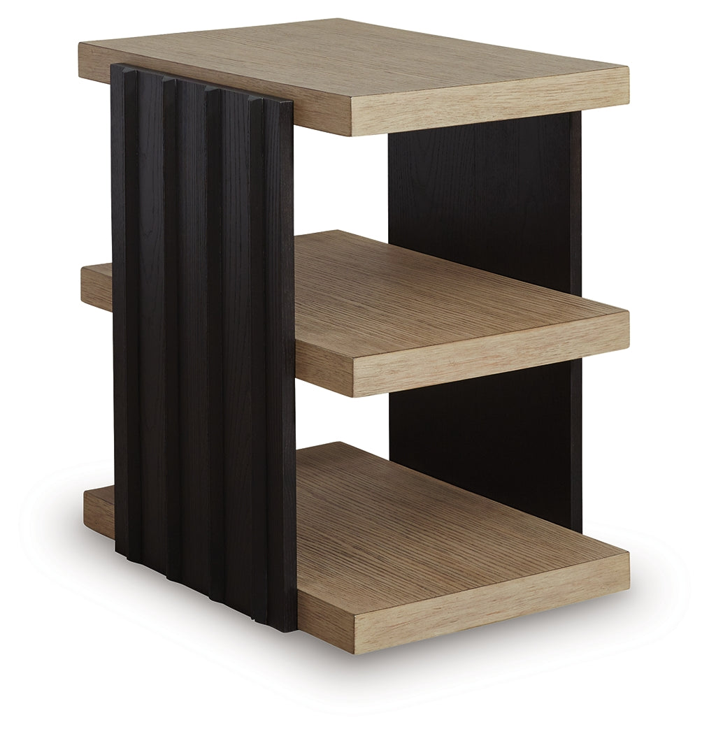 Rylandyn End Table - Tampa Furniture Outlet