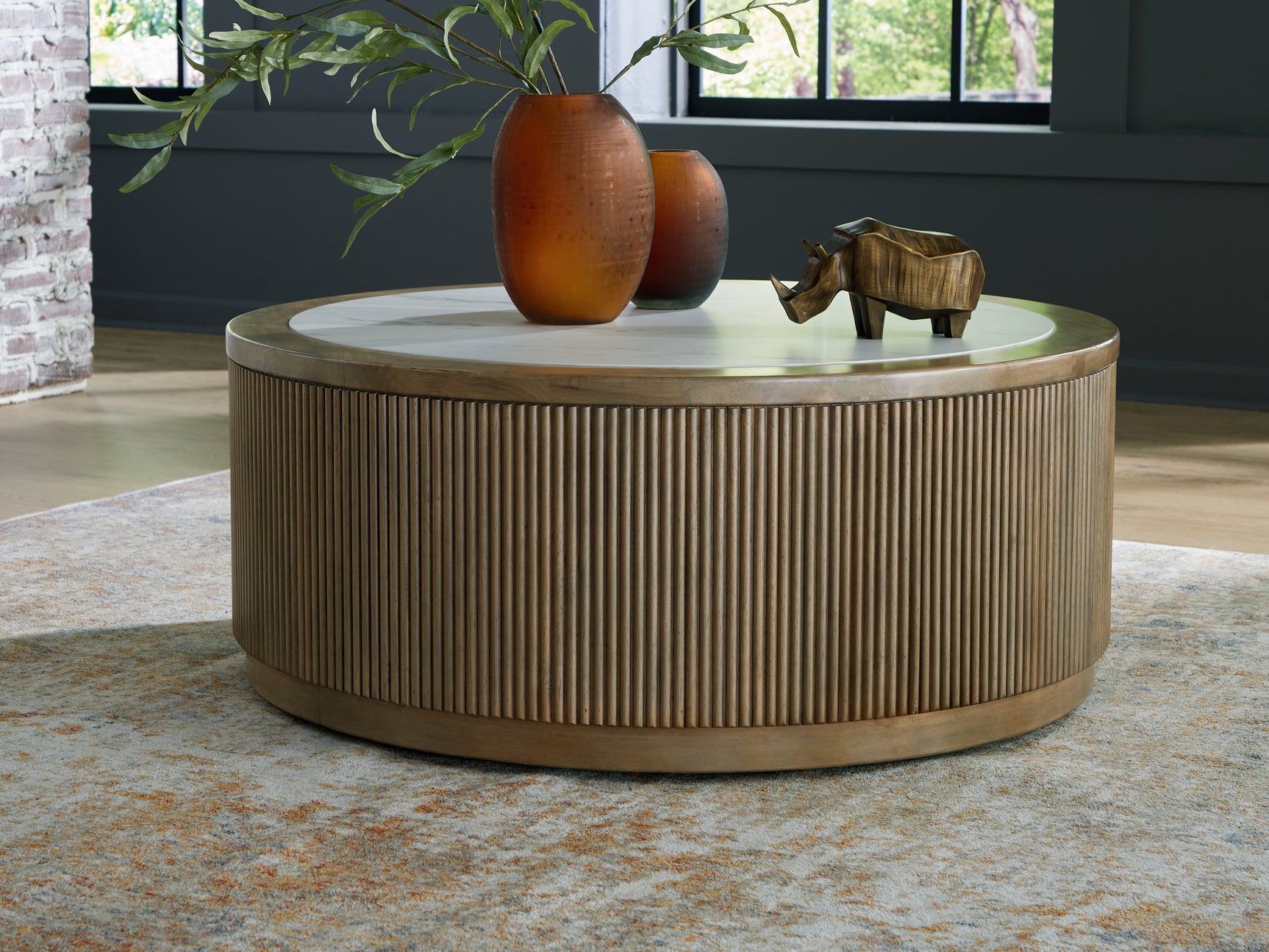 Tampa Furniture Outlet - Ashley Furniture - Camdill Coffee Table - Round Cocktail Table / Light Brown/White - T808-8