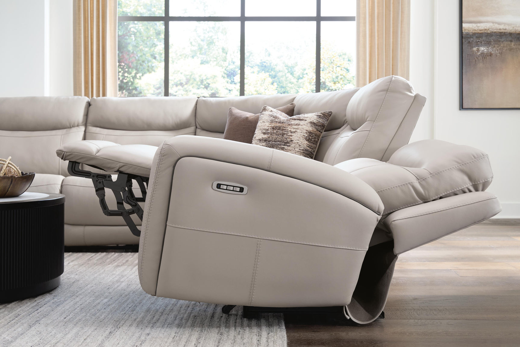 Gravier Sectional - Tampa Furniture Outlet