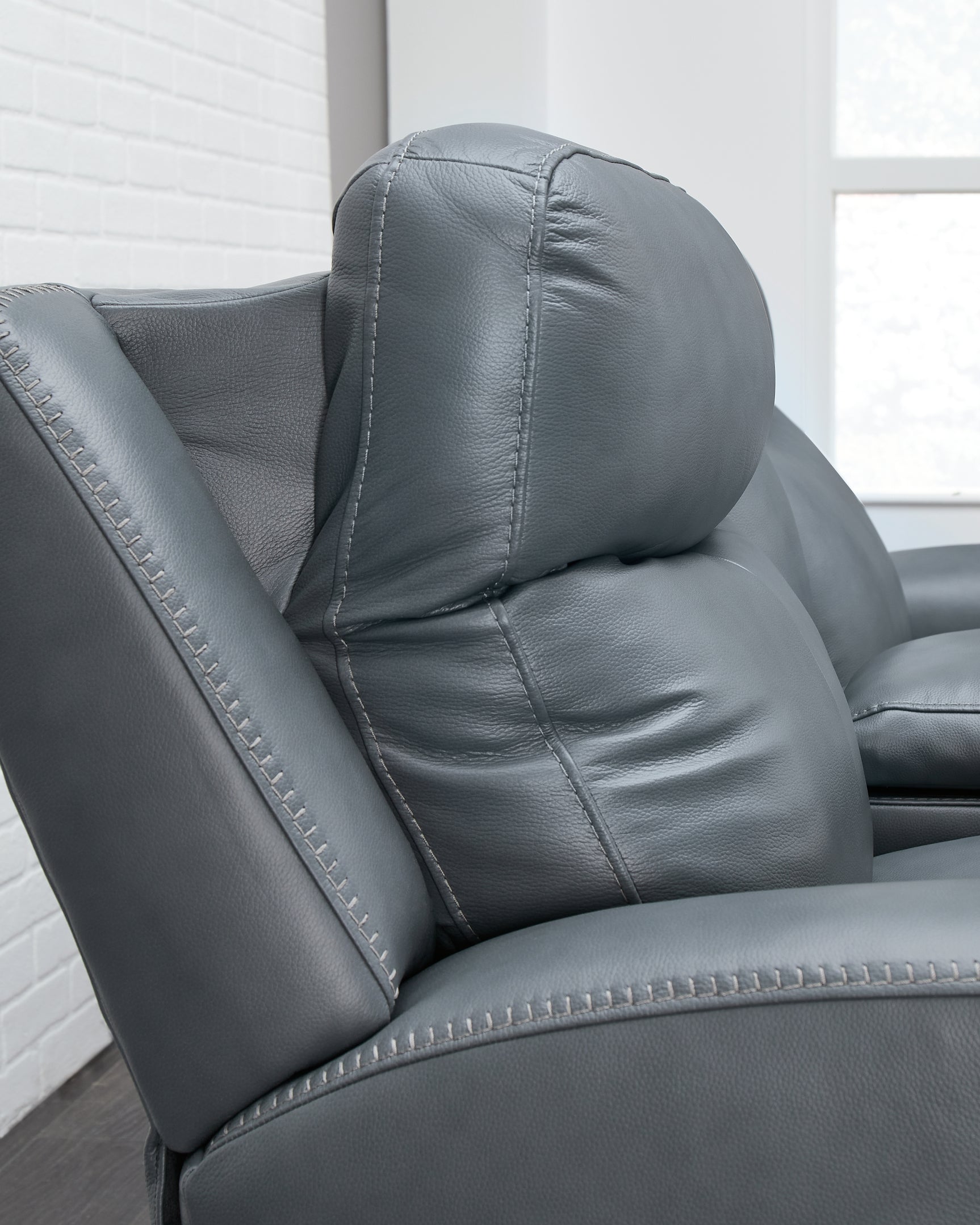 Mindanao Living Room - Tampa Furniture Outlet