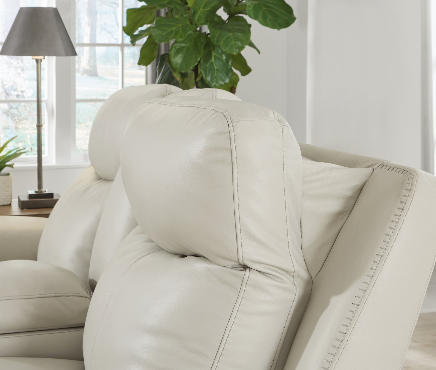 Mindanao Living Room - Tampa Furniture Outlet