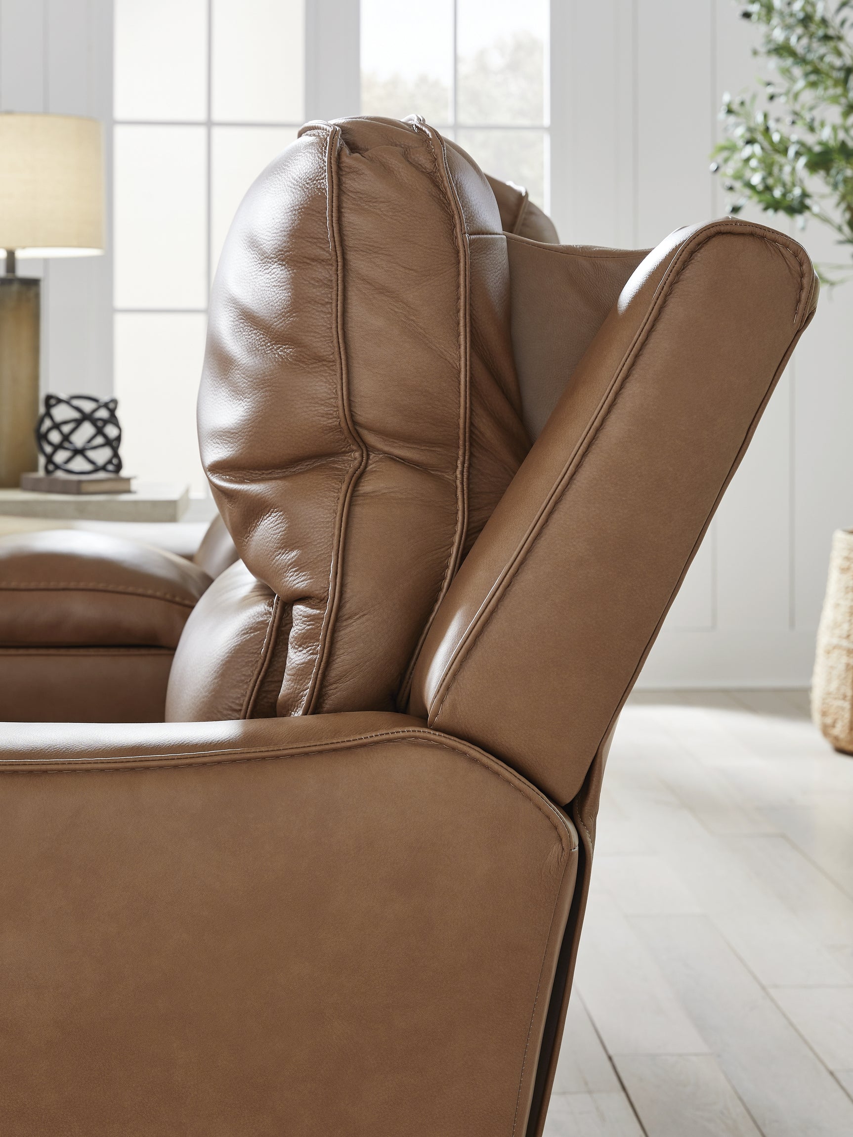 DeepWakes Living Room - Tampa Furniture Outlet