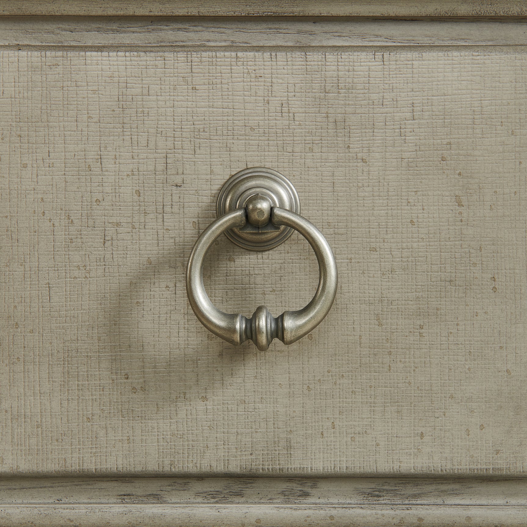 Whit-Ash Dresser and Mirror Set in Light Grey