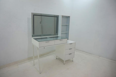 Souza 5-Drawer Makeup Vanity Table With LED Mirror White High Gloss - Tampa Furniture Outlet