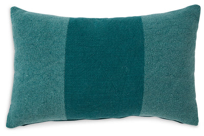 Dovinton Pillows - Tampa Furniture Outlet